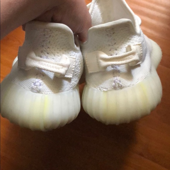 🚫SOLD🚫Adidas Yeezy - Picture 3 of 8